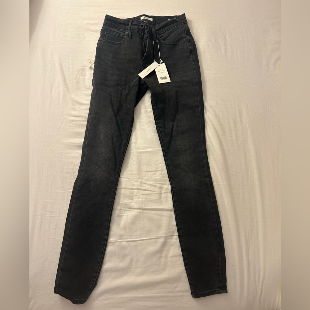NWT Vince Washed Black Skinny Jeans Size 24
